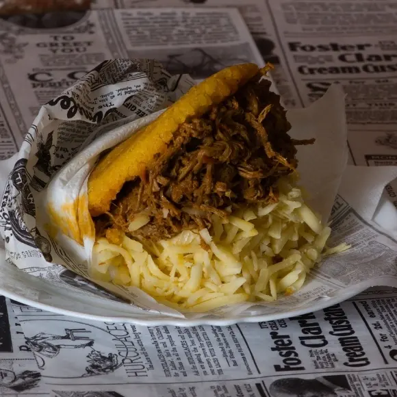 arepa pelua rincon de la abuela venezolana BCN