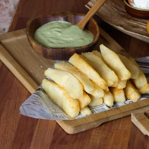 yuca crujiente entrantes